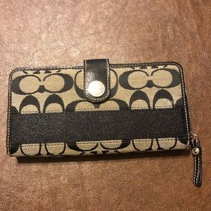 Coach Signature Wallet